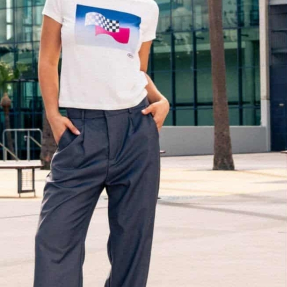 NEW! Women's Vans Curren X Knost Mini T-Shirt Size Small - Picture 4 of 8